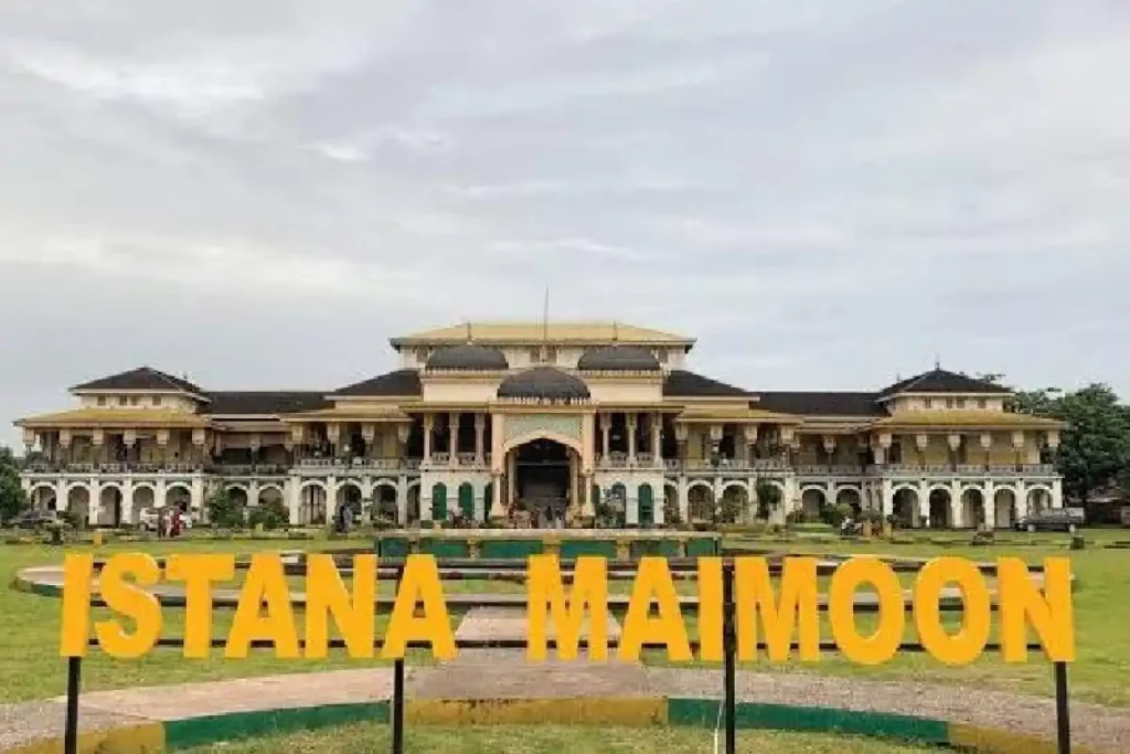 Istana Maimun