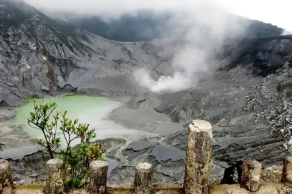 Tangkuban Perahu
